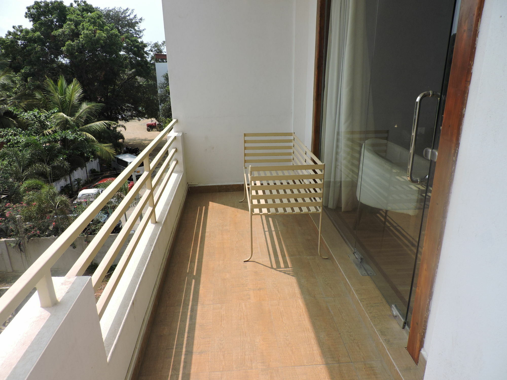 Hotel The Valampuri Jaffna Esterno foto